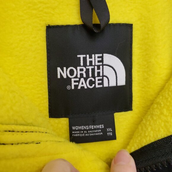 The North Face 95 Retro Denali jacket in Lemon - Picture 3 of 14